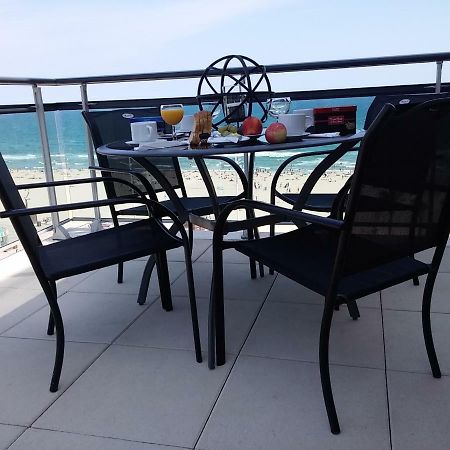 Albatros Apartment Кане Екстериор снимка