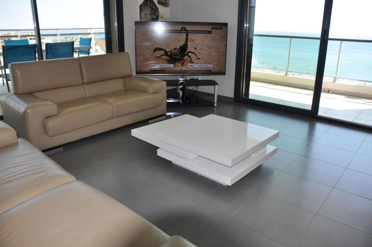 Albatros Apartment Кане Екстериор снимка