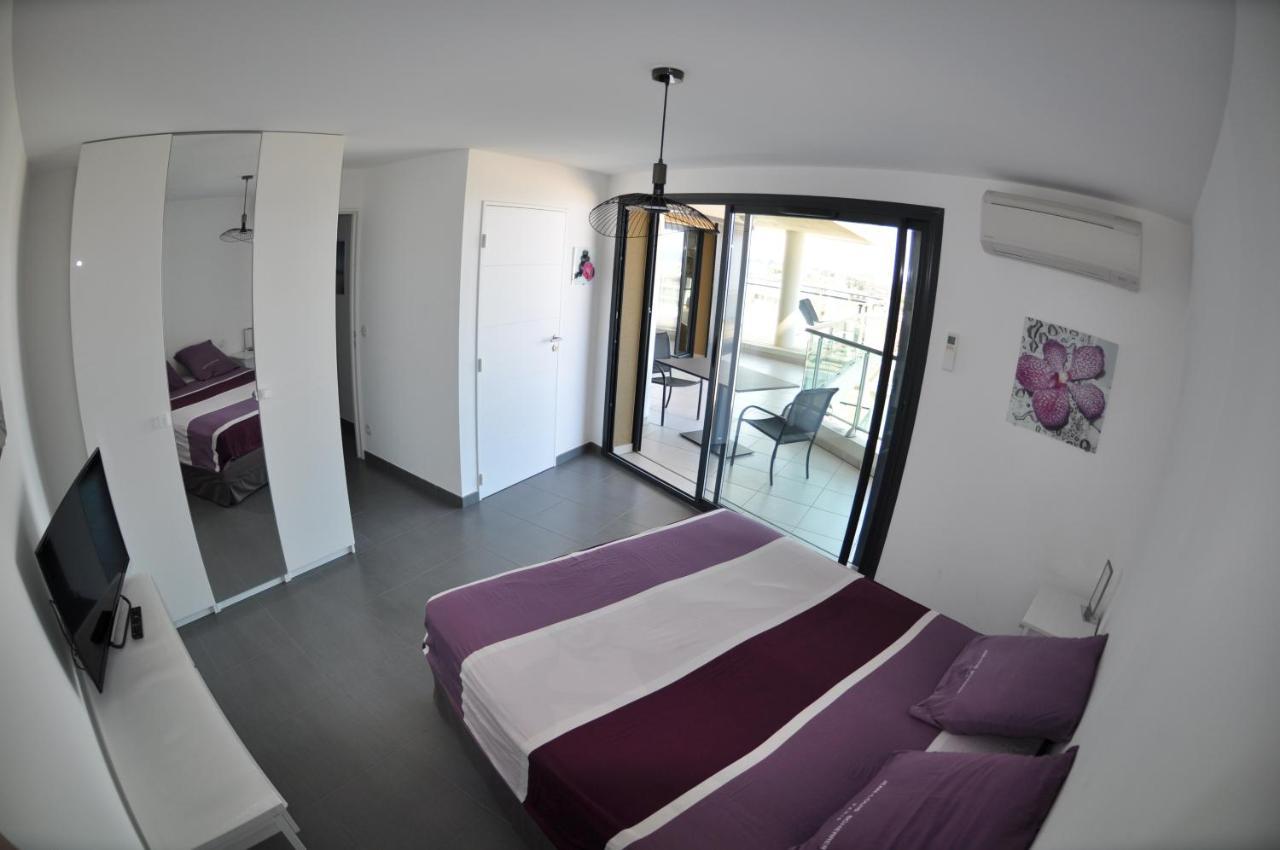 Albatros Apartment Кане Екстериор снимка