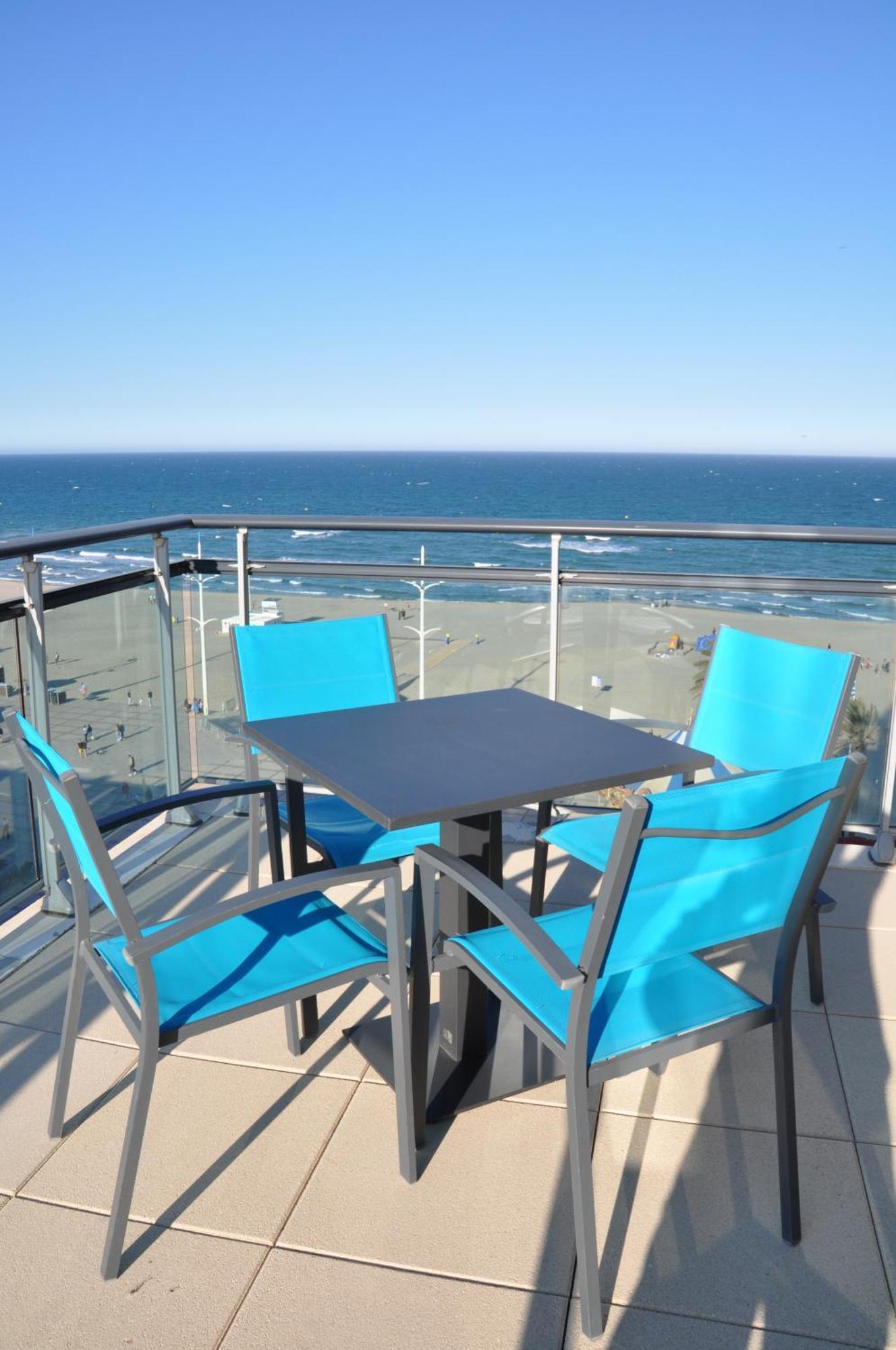 Albatros Apartment Кане Екстериор снимка